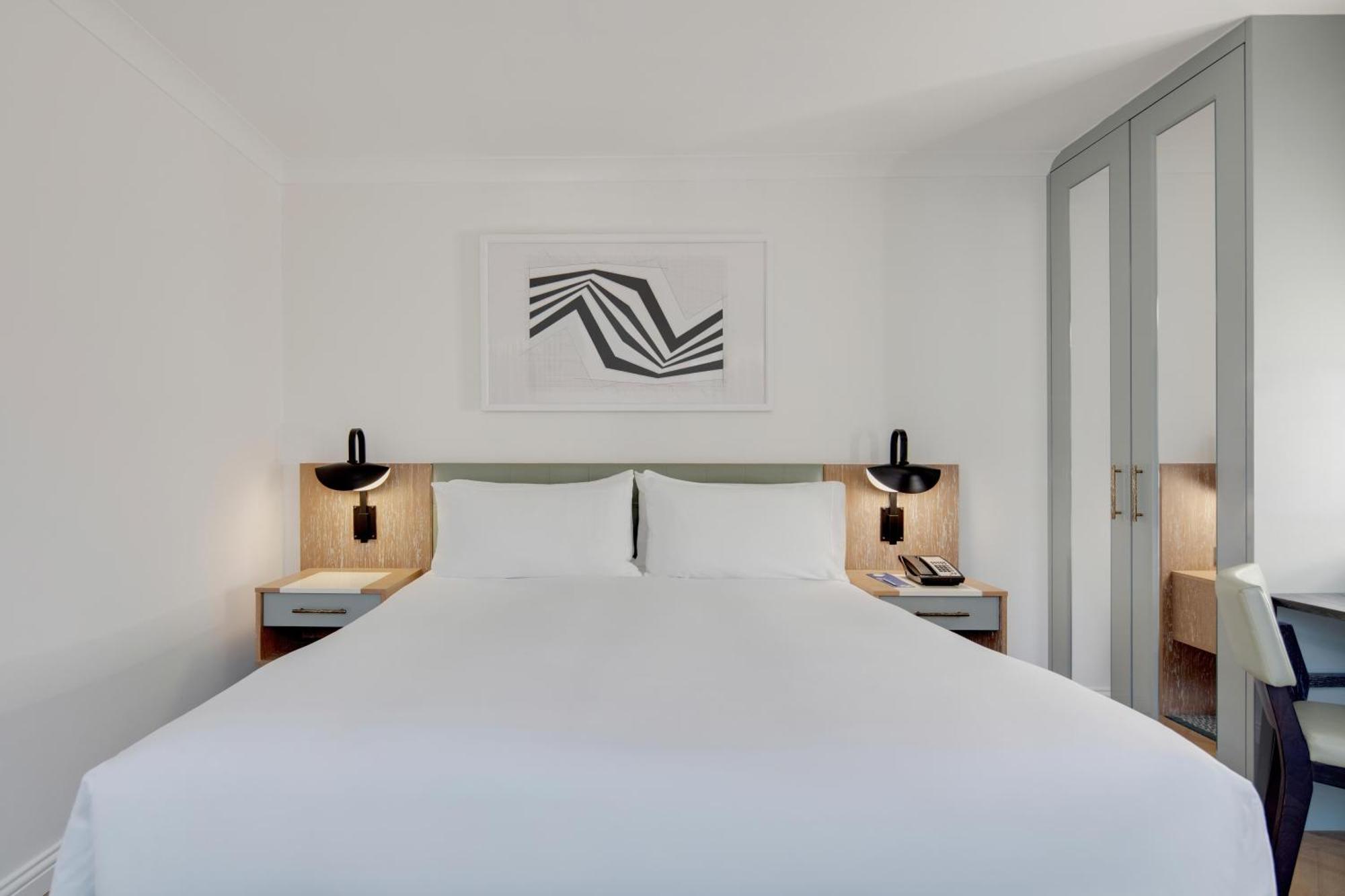 Conrad Dublin — Photos 1